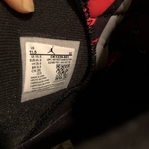 2019 Paris Saint Germain PSG Jordan 11.5 45.5 GUC - Picture 8 of 9
